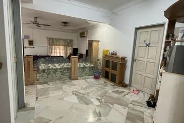 SL 6, Bandar Sungai Long