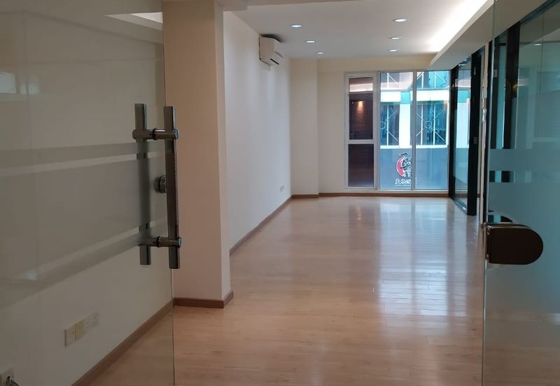 Bandar puteri puchong Office lot for rent Puchong