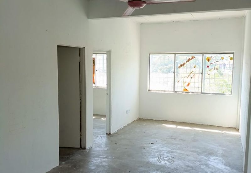 Pangsapuri Mawar, Taman Bukit Serdang