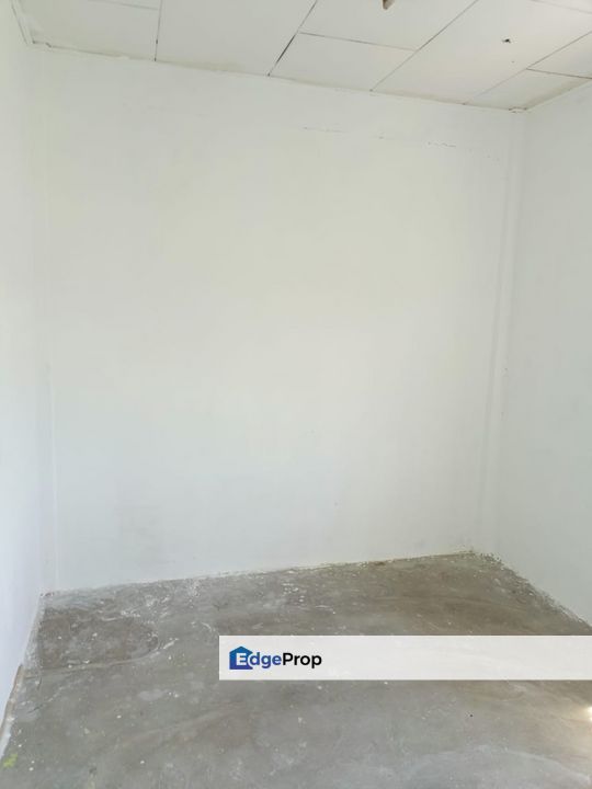 Pangsapuri Mawar for sale at Bukit Serdang Seri Kembangan, Selangor, Seri Kembangan