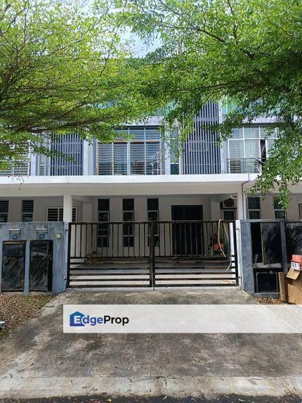 Taman Bangi Avenue 3 Storey House for sale at Bangi Selangor, Selangor, Bangi