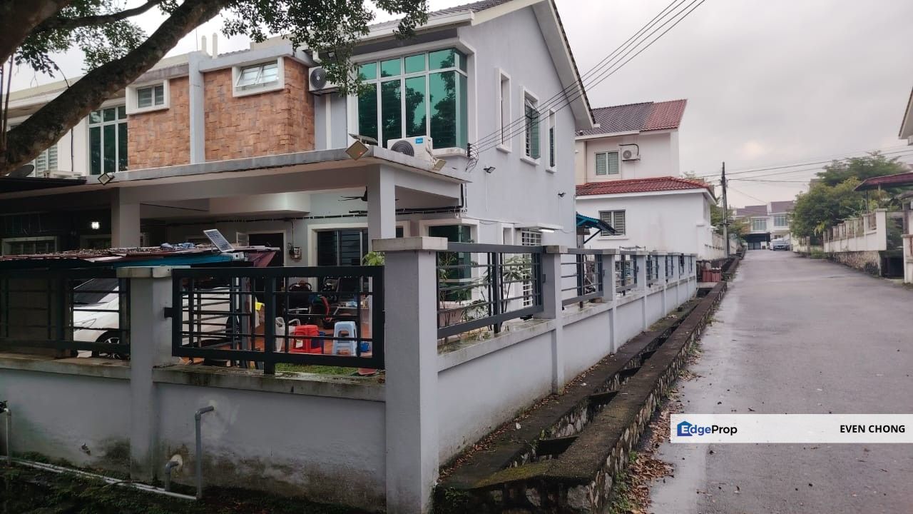 Taman Pelangi Semenyih 2 Storey Endlot for sale, Selangor, Semenyih