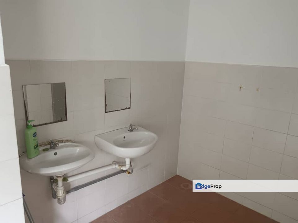 bandar mahkota cheras 3 and half storey for sale at cheras, Selangor, Cheras