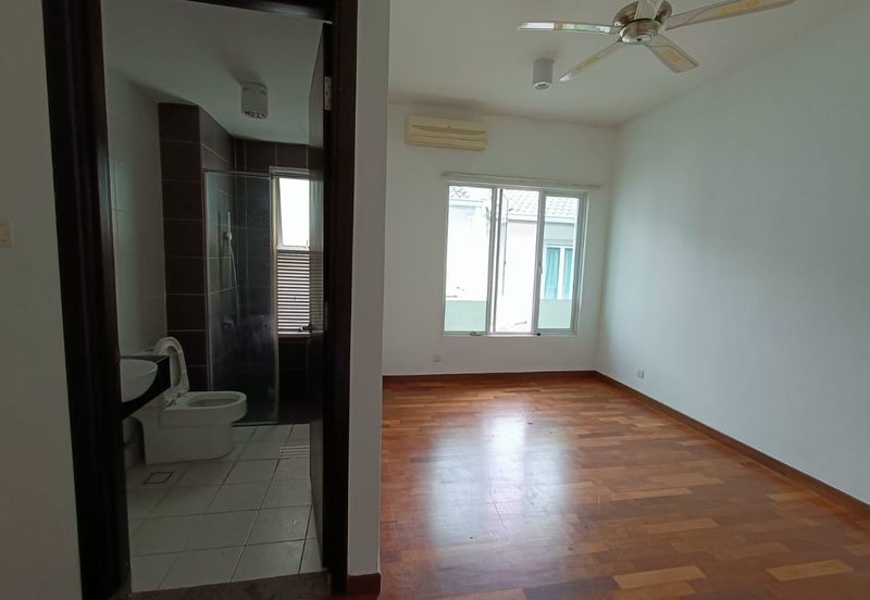 Villa Heights @ Equine Park