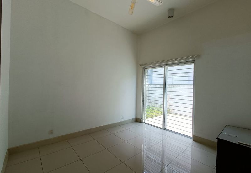 Villa Heights @ Equine Park