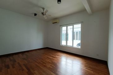 Villa Heights @ Equine Park