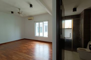 Villa Heights @ Equine Park