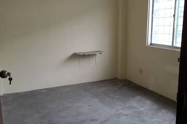 Pangsapuri Putra Raya