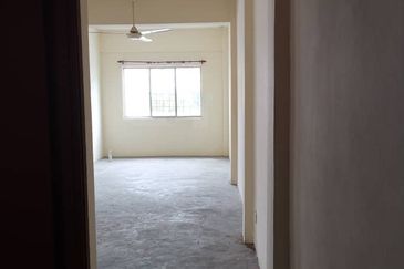 Pangsapuri Putra Raya