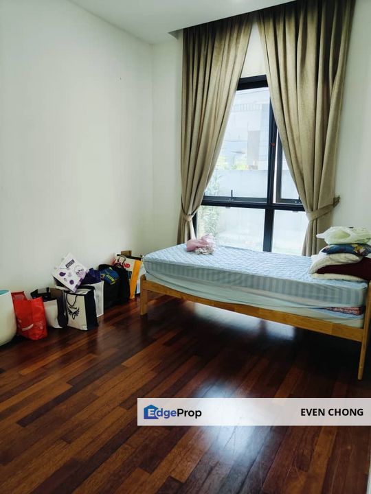 Long Branch Residence Bungalow house for sale at Kota Kemuning, Selangor, Kota Kemuning