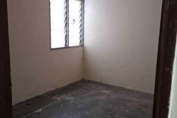 Pangsapuri Putra Raya