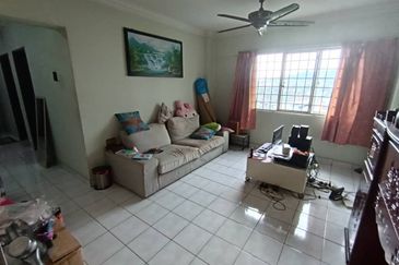 Indah 1 Apartment
