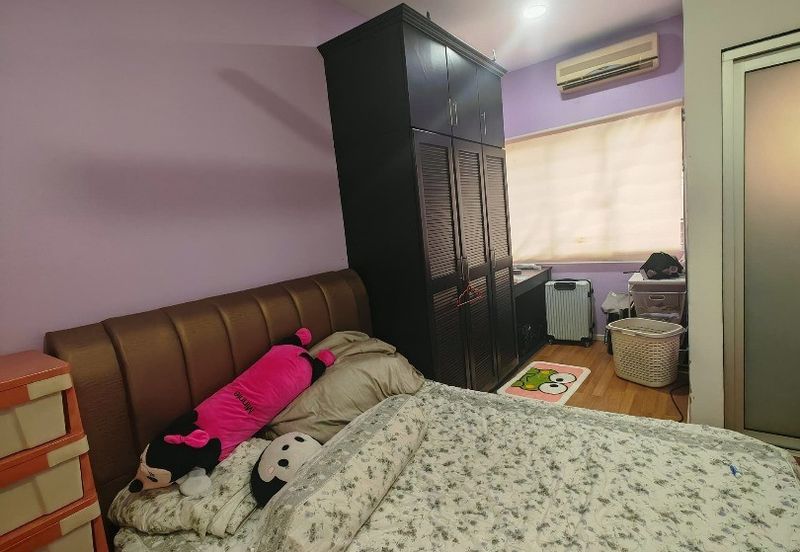 SL 6, Bandar Sungai Long