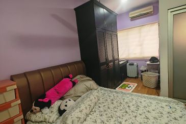 SL 6, Bandar Sungai Long