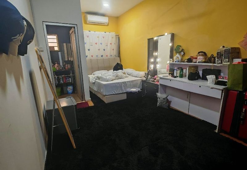 SL 6, Bandar Sungai Long