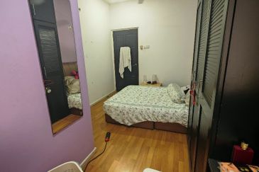 SL 6, Bandar Sungai Long