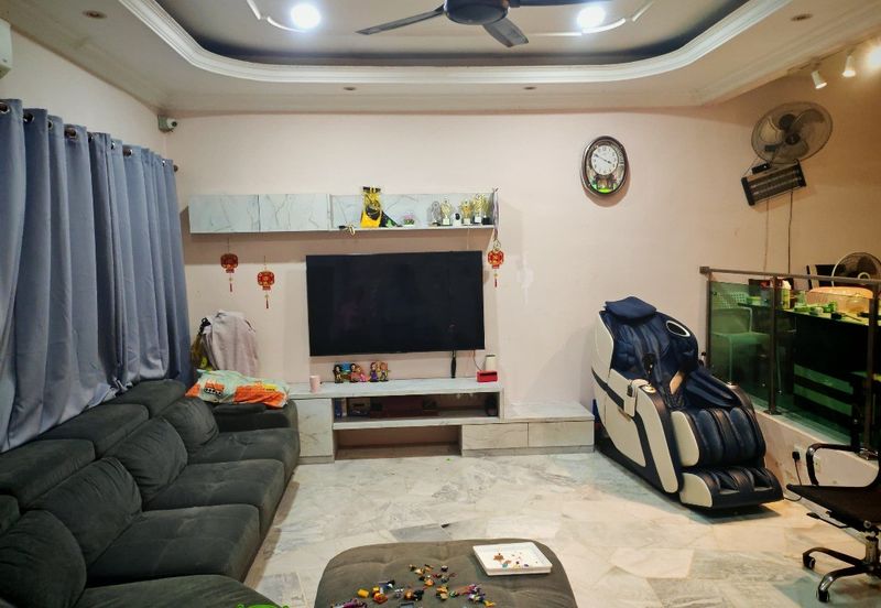 SL 6, Bandar Sungai Long