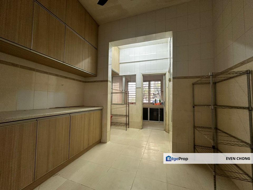 Taman Juara Jaya 2 storey house for sale at Balakong Seri Kembangan, Selangor, Cheras