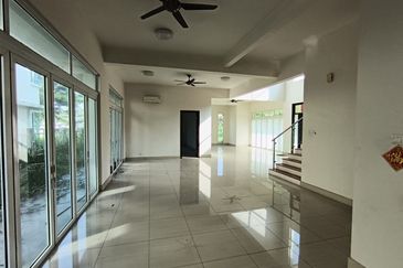 Villa Heights @ Equine Park