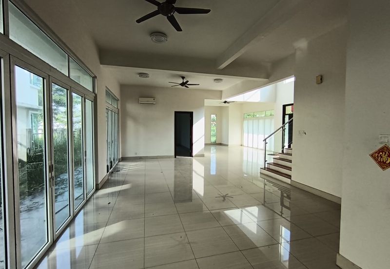 Villa Heights @ Equine Park