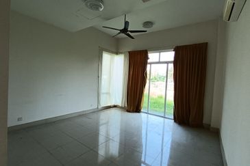 Villa Heights @ Equine Park