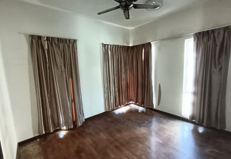 Villa Heights @ Equine Park