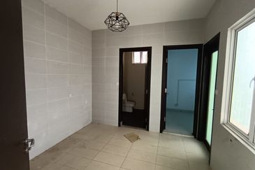 Villa Heights @ Equine Park