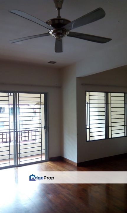 Ampang Permai Villa Jalan M Amapng 3 Storey House for sale, Selangor, Ampang