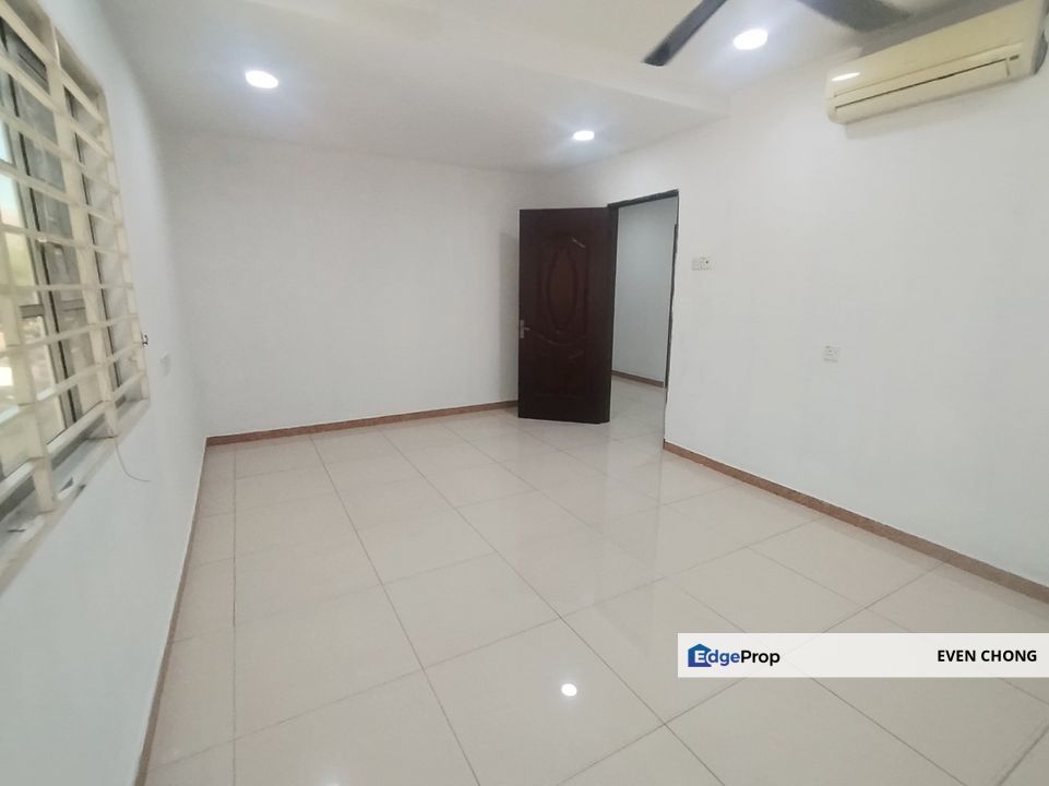 Shah Alam Seksyen 25 Taman Sri Muda 2 Storey Semi D for sale, Selangor, Shah Alam