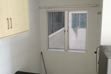 Pangsapuri Puncak Saujana