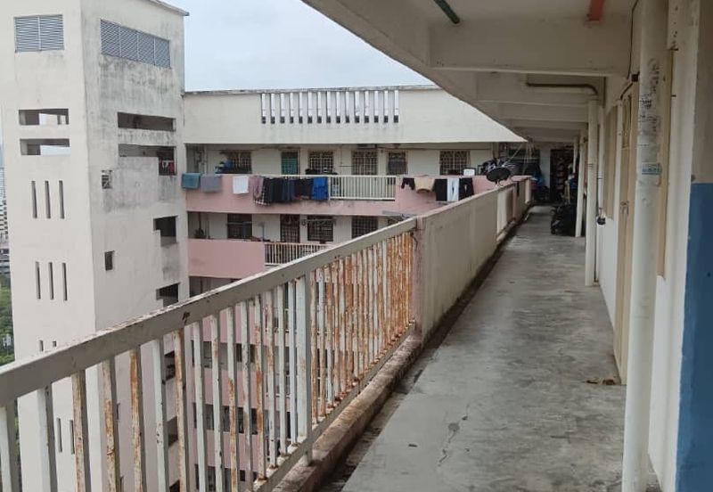 Bandar Tasik Selatan Low Cost Flat