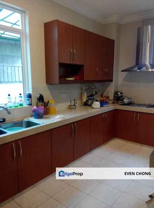 kota damansara Section 10 Polo club bungalow house, Selangor, Kota Damansara