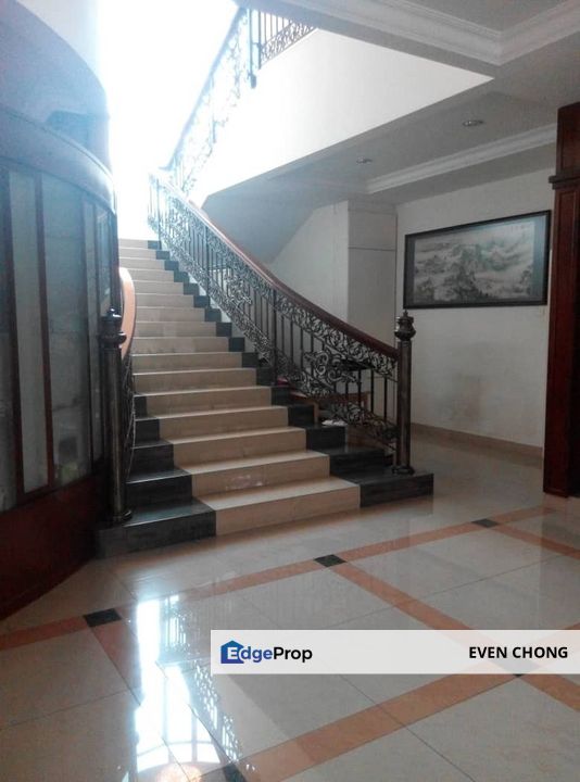 kota damansara Section 10 Polo club bungalow house, Selangor, Kota Damansara