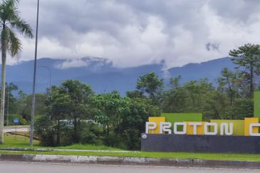 Freehold Heavy Industrial Land For Sale Near Proton City Behrang Tanjung Malim Perak