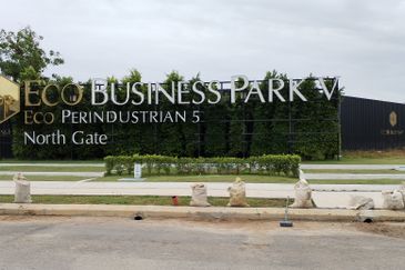 全新独立厂房Brand New Detached Factory Warehouse Puncak Alam