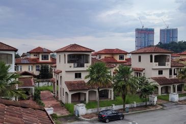 Gated & Guarded Refurbished Bungalow House For Sale at at Kota Damansara Petaling Jaya