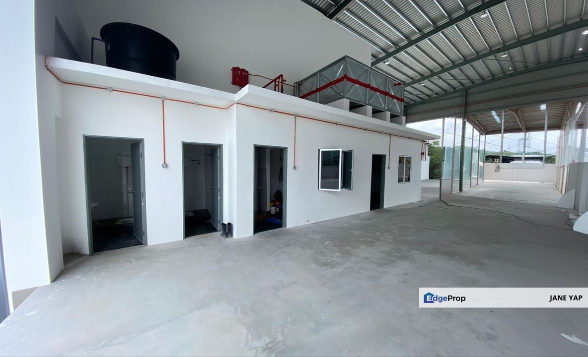 Factory Warehouse For Rent in Rawang 独立厂房出租, Selangor, Rawang