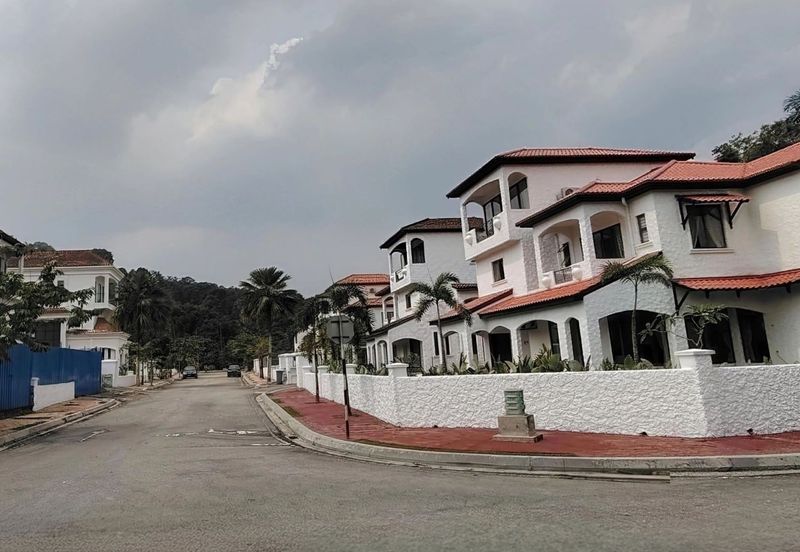 Seksyen 11, Kota Damansara