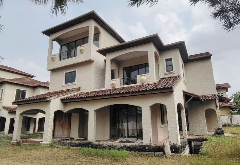 Seksyen 11, Kota Damansara