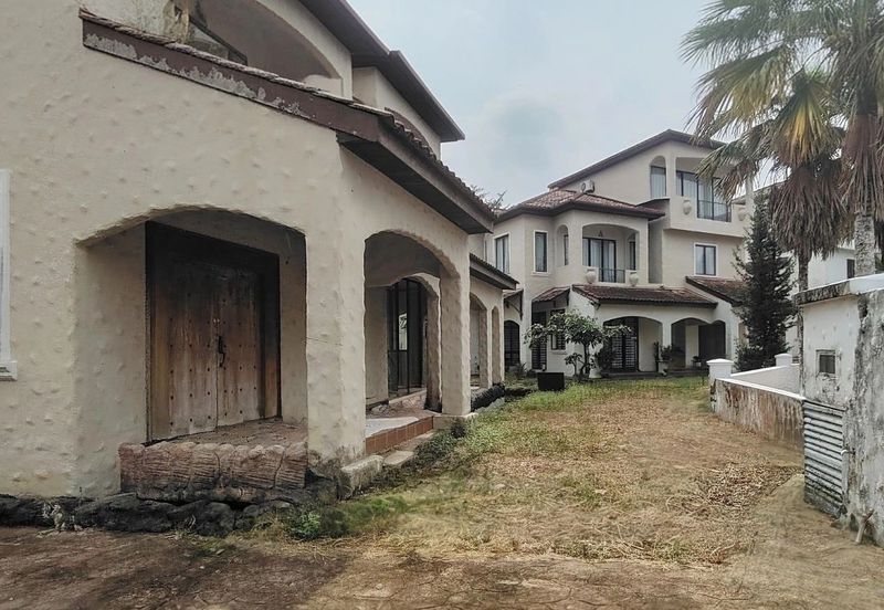 Seksyen 11, Kota Damansara