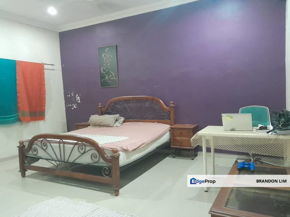 Double storey house with Land FOR SALE, Selangor, Klang