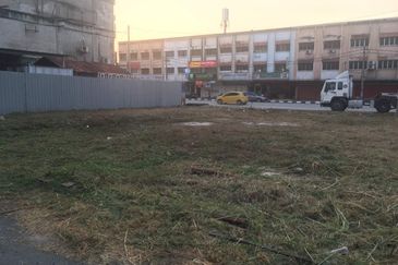 Persiaran Raja Muda Musa, Pelabuhan Klang