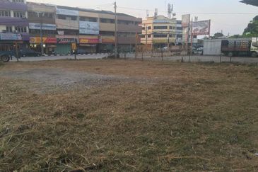 Persiaran Raja Muda Musa, Pelabuhan Klang