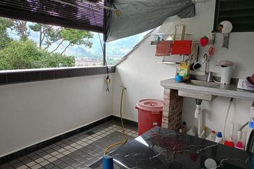 Selesa Hillhomes @ Bukit Tinggi