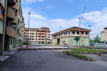 Pangsapuri Sri Pelangi