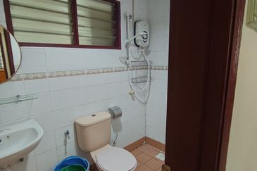 Pangsapuri Sri Pelangi