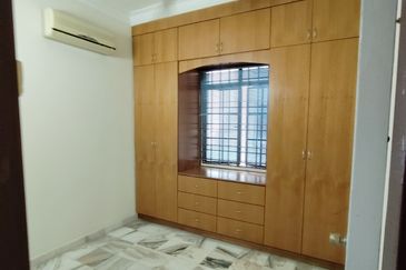 Pangsapuri Sri Pelangi