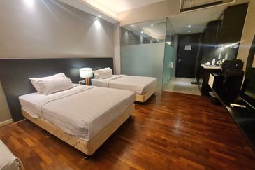 The Shore Hotel & Residences