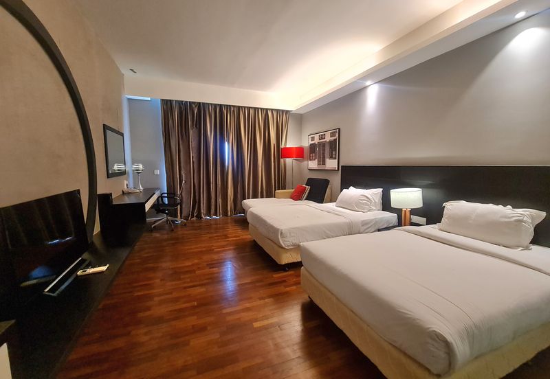 The Shore Hotel & Residences