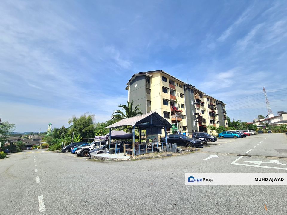 Seksyen 2 Bandar Baru Bangi, Flat PKNS [Level 1] Bangi Selangor For Sale, Selangor, Bangi